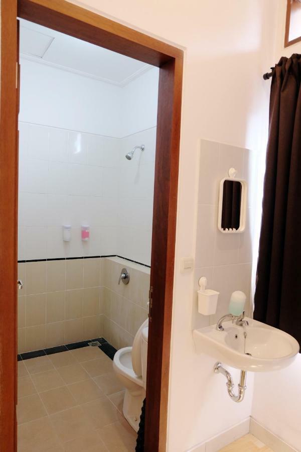 Stephouse Apartman Yogyakarta Kültér fotó